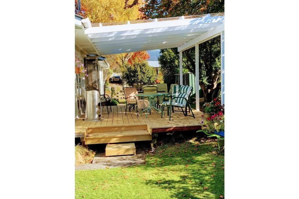 Turangi Home Family Size Tauposee Exterior foto