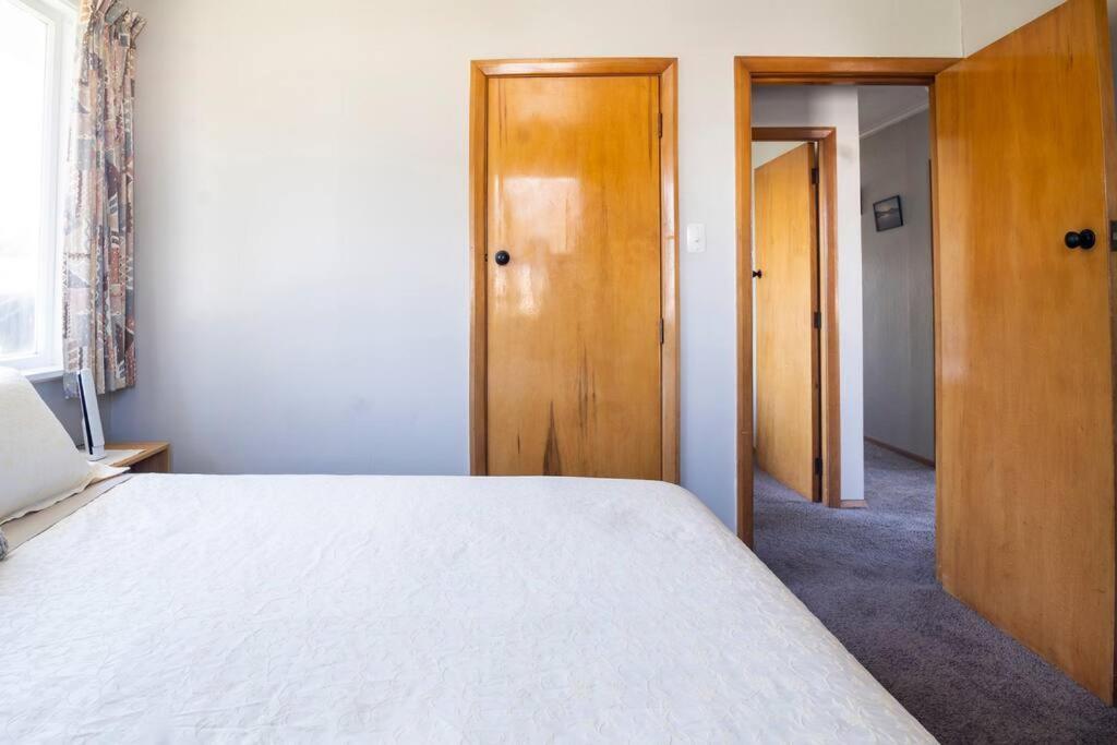 Turangi Home Family Size Tauposee Exterior foto
